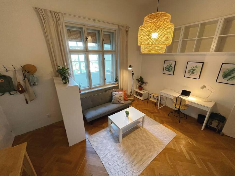 Stefanka Apartment Old Town Μπρατισλάβα Εξωτερικό φωτογραφία